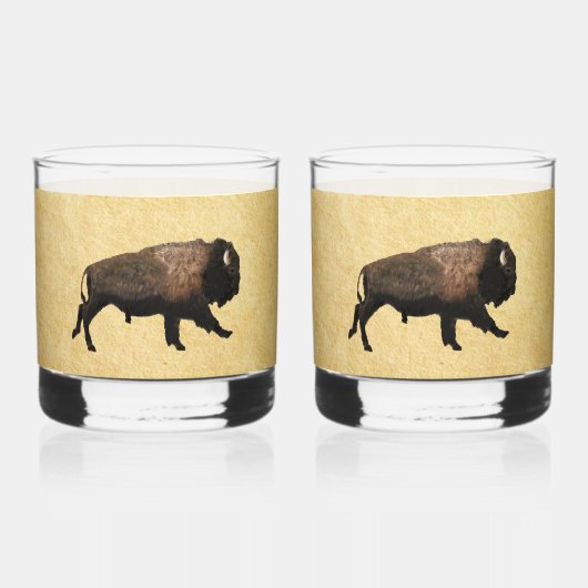 Bison gatsen op oud papier whisky glas (Voorkant)