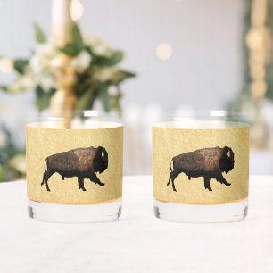 Bison gatsen op oud papier whisky glas