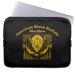 Bison Head silhouet tegen bergachtige achtergrond Laptop Sleeve