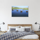Bison in water met een groot aantal kliefslikken canvas afdruk (Insitu (Slaapkamer))
