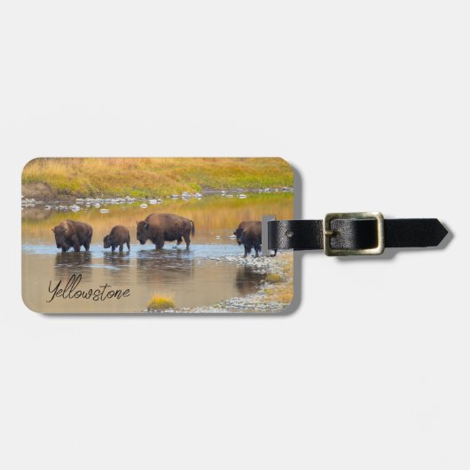 Bison River Crossing Yellowstone National Park, Ve Bagagelabel (Voorkant horizontaal)