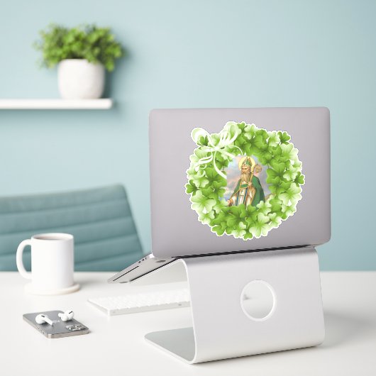 Bisschop St. Patrick Shamrocks Religieus Sticker (Laptop op bureau)