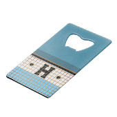  Bistro Tegel Gold Monogram Creditkaart Flessenopener (Voorkant Gekanteld)