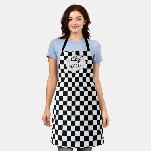 Bistro Zwart-Wit Checkerboard Schort (Gedragen)