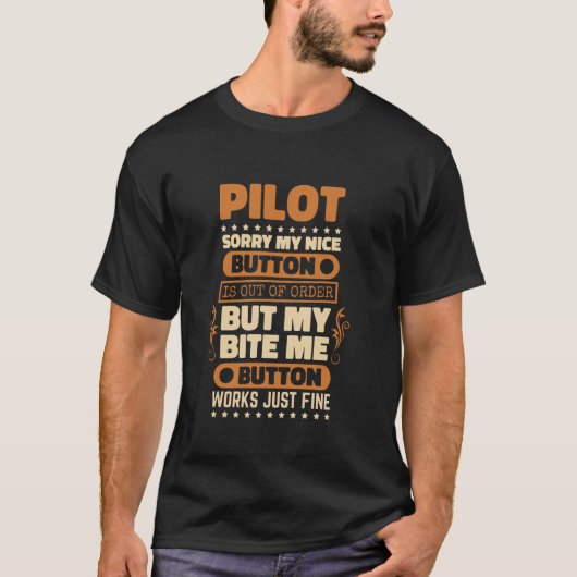 Bite Me Button Works Pilot Design Vliegtuigliefheb T-shirt (Voorkant)