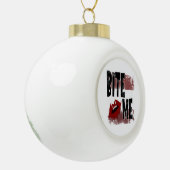 Bite me - Cool Quote - Halloween - Bat Keramische Bal Ornament (Links)