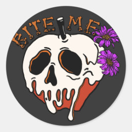 Bite me - Halloween Skull Poison Apple & Flowers Ronde Sticker