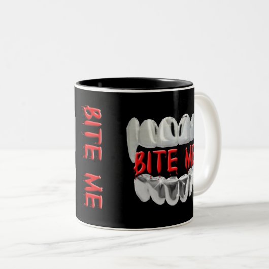 Bite me Mok (Voorkant rechts)