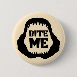 Bite me Quote - Shark Jaws Ronde Button 5,7 Cm