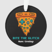  Bite the Glitch Retro 8-Bit Pixel Pizza Gamer  Ornament (voorkant)