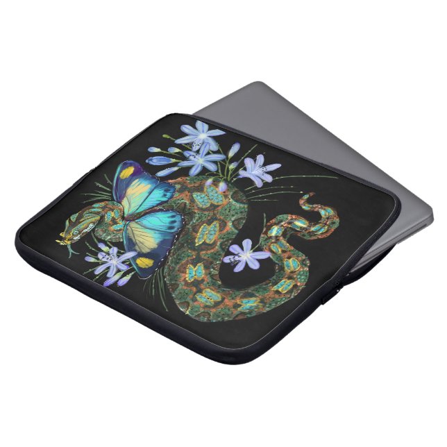Bitis Nasicornis Butterfly Viper Laptop Sleeve (Voorkant top)