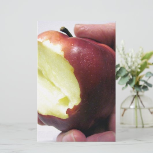 Bitten Red Apple Briefpapier (Staand voorkant)