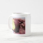 Bitten Red Apple Koffiemok (Voorkant links)