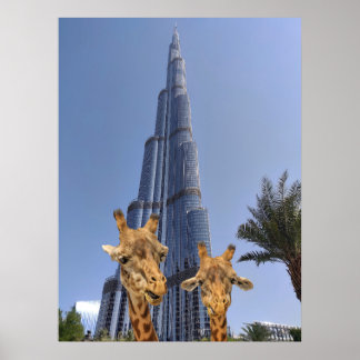 Bizarre Giraffen aan de Burj Khalifa Muurkunst Poster