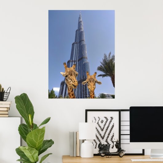Bizarre Giraffen bij Burj Khalifa Muurkunst Poster (Thuiskantoor)