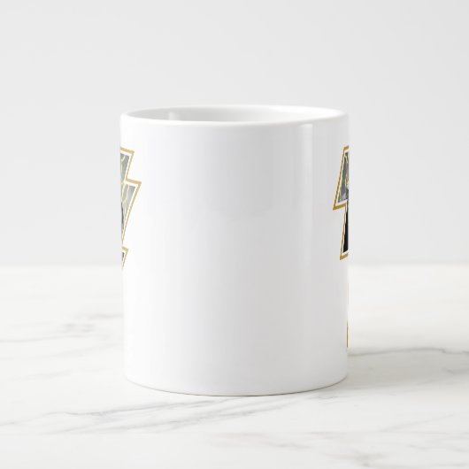 Black Adam Grey en Gold Lightning Graphic Grote Koffiekop (Voorkant)