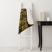 Black Adam Lightning Bolt Triangular Pattern Sherpa Deken (In situ)