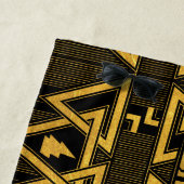 Black Adam Lightning Bolt Triangular Pattern Strandlaken (In situ)