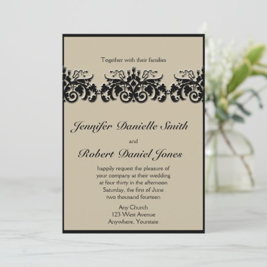 Black and Cream Floral Embossed Wedding Invitation Kaart (Staand voorkant)