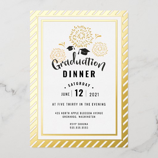 Black and Gold Afstuderen Celebrparty Folie Uitnodiging (Voorkant)