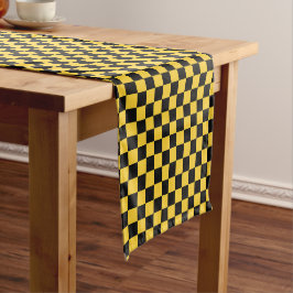 Black and gold checkerboard pattern korte tafelloper