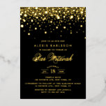 Black and Gold Foil Confetti Stippen Bar Mitzvah Folie Uitnodiging<br><div class="desc">Nodig gasten met deze klantgerichte gouden folie Bar Mitzvah uitnodiging uit. Het kenmerkt gouden folie confetti stippen en een elegant manuscript met zwarte achtergrond. Pas deze echte gouden folie Bar Mitzvah uitnodiging aan door namen, datum, tijd en andere gebeurtenisdetails toe te voegen. Deze moderne gouden folie Bar Mitzvah uitnodiging is...</div>