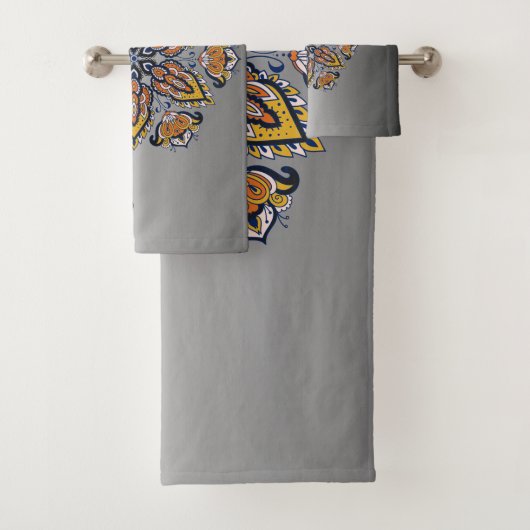 Black and Gold Mandala Floral Art Bad Handdoek (Insitu)