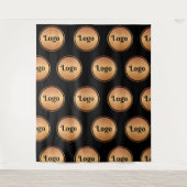 Black and Gold Round Logo Stap en herhaal Klassiek Wandkleed (Voorkant)