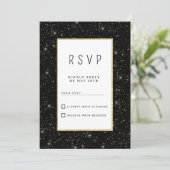 Black and gold sparkly glitter confetti RSVP Kaart (Staand voorkant)
