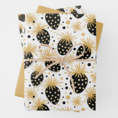 Black and Gold Strawberry Pattern Inpakpapier Vel (In situ)