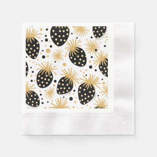 Black and Gold Strawberry Pattern Servet (Voorkant)
