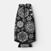 Black And Gray Retro Floral Art Seamless Pattern Flesjeskoeler (Achterkant)