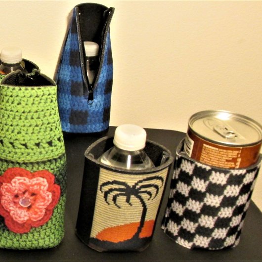 Black and Grey Checkered Crochet Koelbox Blikjeskoeler