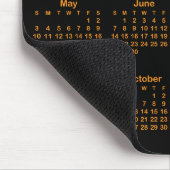 Black and Orange 2026 Calendar Muismat (Hoek)