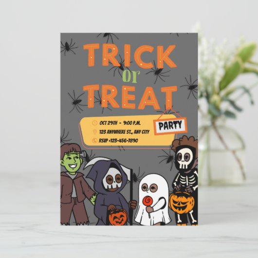 Black and Orange Costume Halloween Trick or Treat  Kaart (Staand voorkant)
