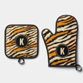 Black and Orange Tiger Stripes Monogram Ovenwant & Pannenlap Set (Voorkant)