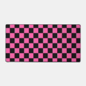 Black and pink checkerboard pattern bureaumat (Voorkant)