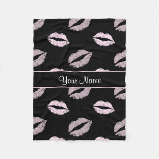 Black and Pink Kisses Fleece Deken