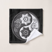 Black and Silver Floral Yin Yang Bad Handdoek (Wasdoekje)