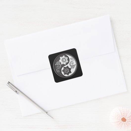 Black and Silver Floral Yin Yang Vierkante Sticker (Envelop)