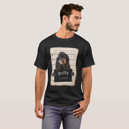 Black and Tan Coonhound Dog Mok Shot T-shirt (Voorkant volledig)