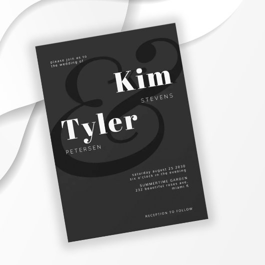 Black and white bold typography names wedding kaart