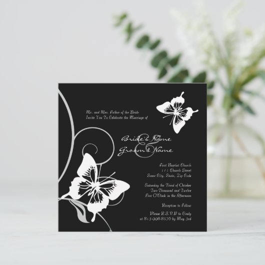 Black and White Butterfly Wedding Invitation Kaart (Staand voorkant)