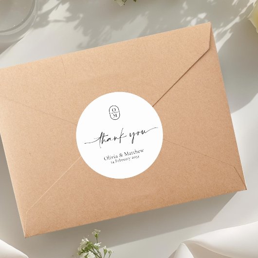 Black and White | Chic & Modern Wedding Monogram  Ronde Sticker