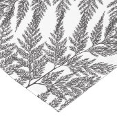 Black and White Fern Silhouette Pattern Lange Tafelloper (Hoek)