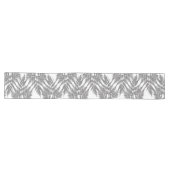 Black and White Fern Silhouette Pattern Lange Tafelloper (Horizontaal)