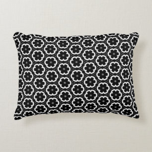 Black and White Floral Accent Pillow Kussen