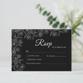 Black and White Floral Line Art Wedding RSVP Card (Staand voorkant)