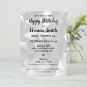 Black and White Foggy verjaardagsuitnodiging Kaart (Staand voorkant)