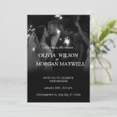 Black and White Gradient Wedding Invitation Kaart (Staand voorkant)